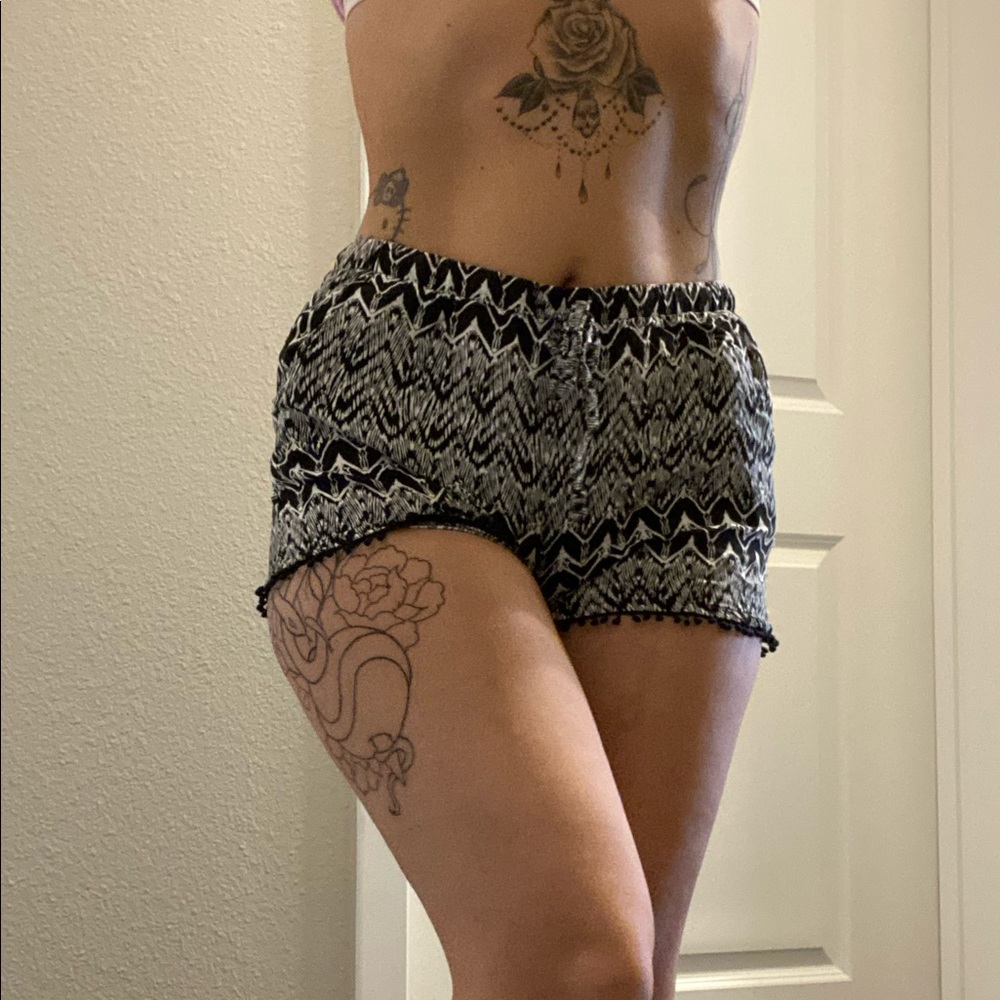 CLOSET CLEAR OUT! Boho shorts
